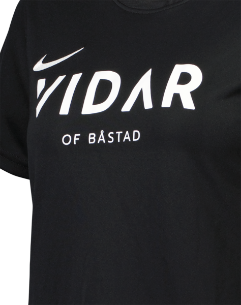 CAMISETA NIKE MUJER NEGRA - POWERED BY VIDAR OF BÅSTAD